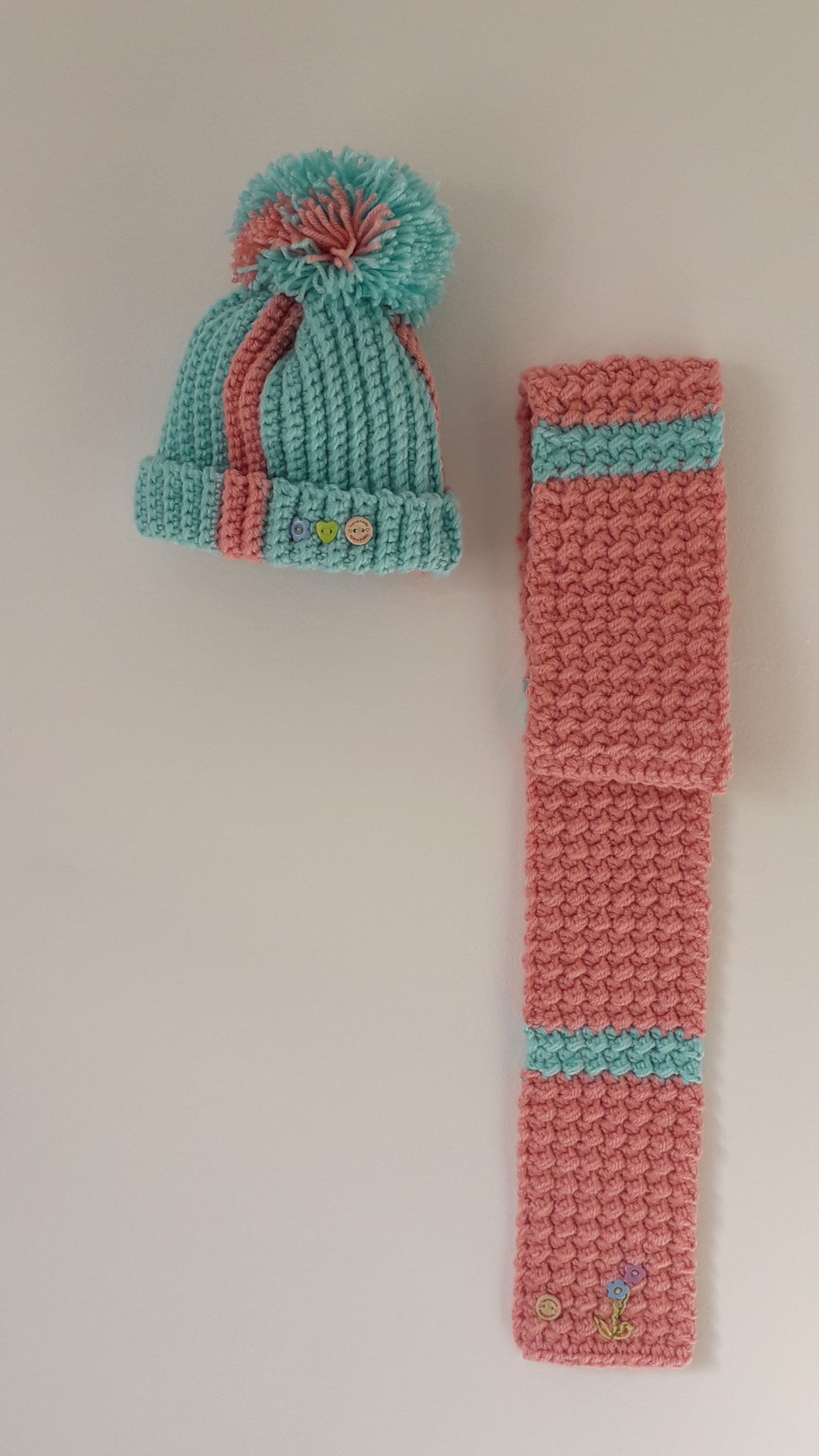 Kids Hat and Scarf Set